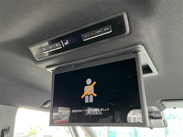 Toyota NOAH 2022 7015173-18