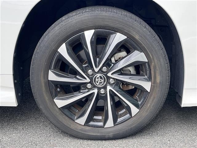 Toyota NOAH 2022 7015173-20