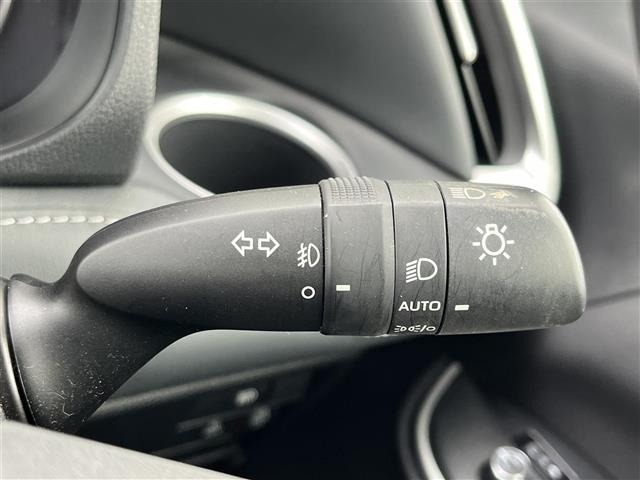 Toyota NOAH 2022 7015173-8