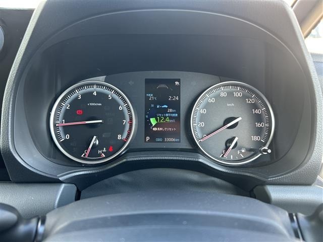 Toyota NOAH 2022 7015189-1