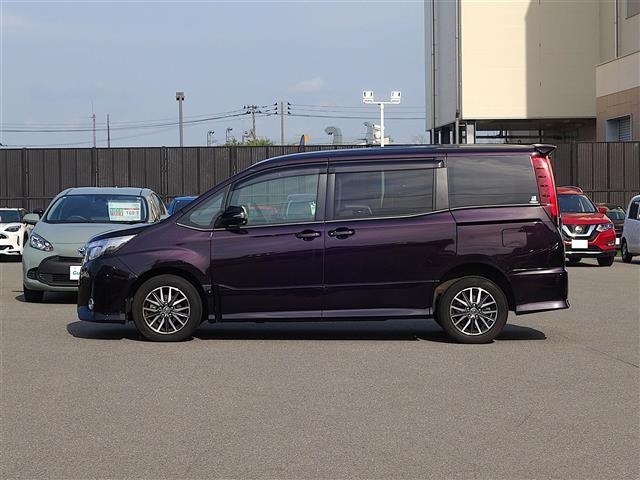 Toyota NOAH 2015 7015191-12