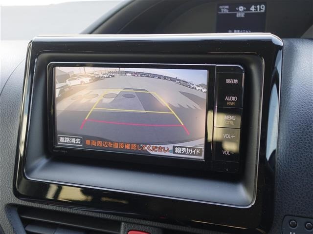 Toyota NOAH 2015 7015191-17
