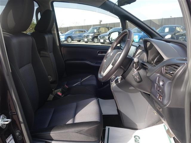 Toyota NOAH 2015 7015191-5