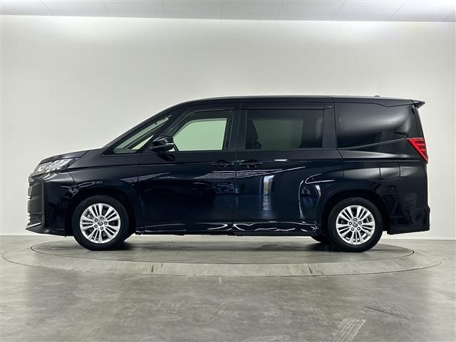 Toyota NOAH 2022 7015205-14