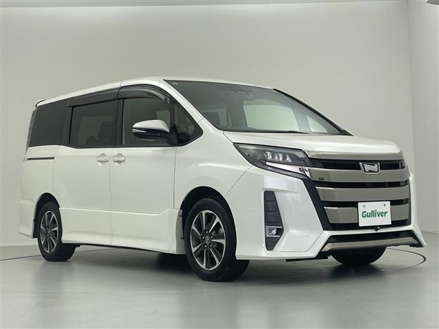 Toyota NOAH 2017 7015206-0