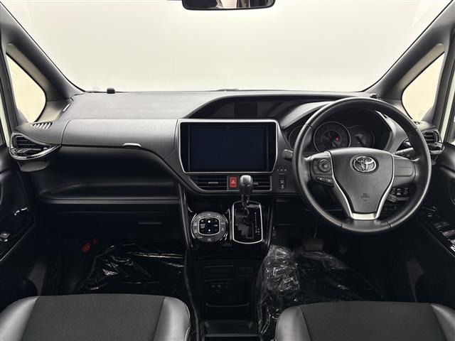 Toyota NOAH 2019 7015231-15