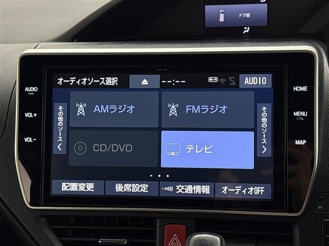 Toyota NOAH 2019 7015231-16