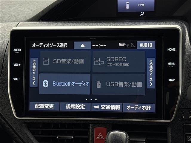 Toyota NOAH 2019 7015231-17