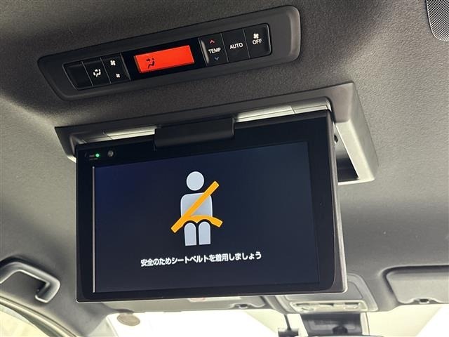 Toyota NOAH 2019 7015231-19