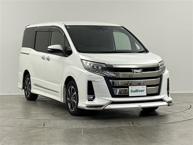 Toyota NOAH 2019 7015231-2