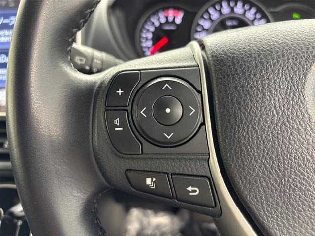Toyota NOAH 2019 7015231-7