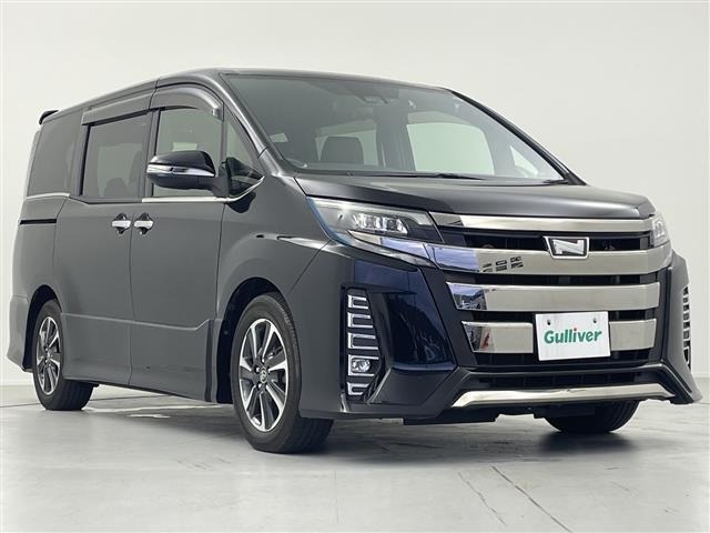Toyota NOAH 2018 7015246-0