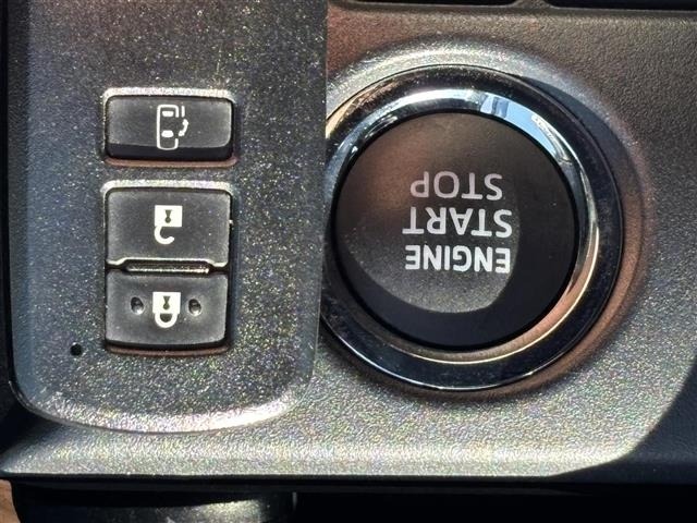 Toyota NOAH 2019 7015267-5