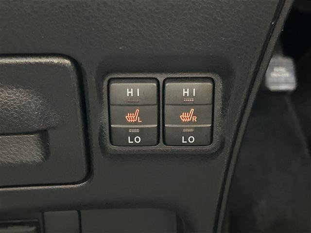 Toyota NOAH 2019 7015268-15