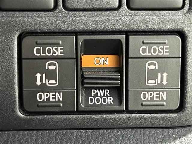 Toyota NOAH 2019 7015268-17