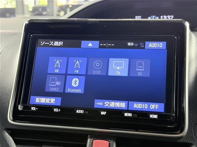 Toyota NOAH 2018 7015307-13