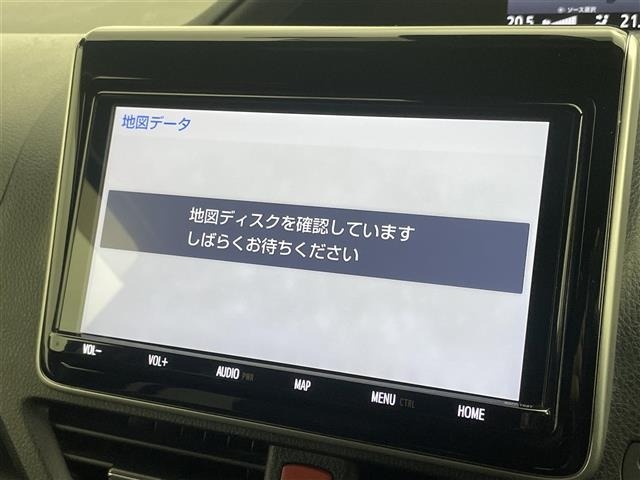 Toyota NOAH 2018 7015332-17