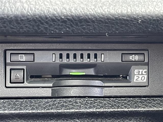 Toyota NOAH 2020 7015369-21