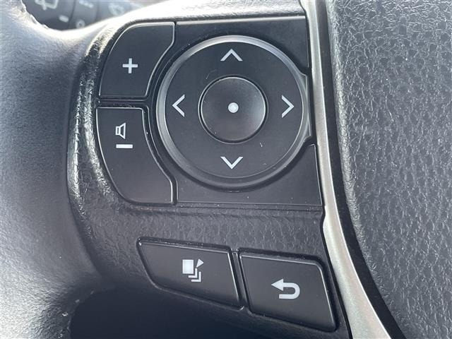 Toyota NOAH 2020 7015369-3
