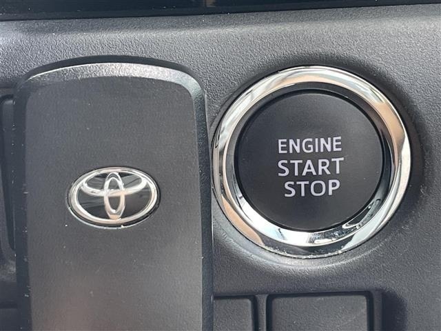 Toyota NOAH 2020 7015369-8