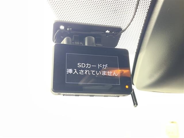 Toyota NOAH 2017 7015417-20