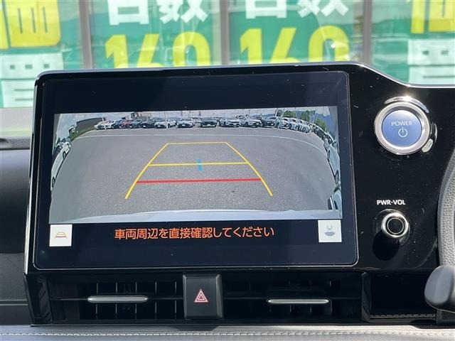 Toyota NOAH 2022 7015498-16