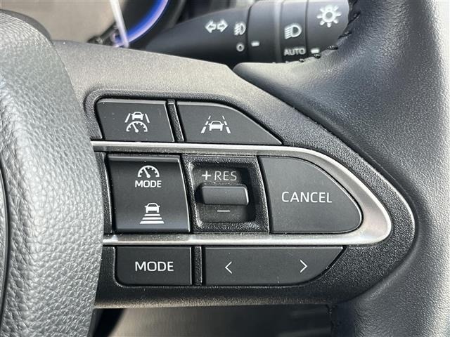 Toyota NOAH 2022 7015498-5