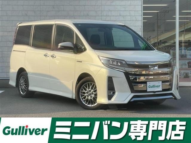 Toyota NOAH 2018 7015522-0