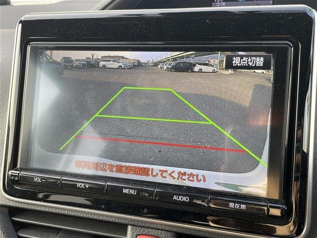 Toyota NOAH 2018 7015522-18
