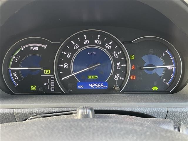 Toyota NOAH 2018 7015522-7
