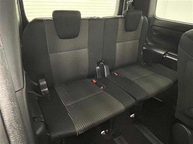 Toyota NOAH 2017 7015540-5