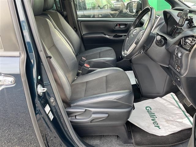 Toyota NOAH 2018 7015568-21