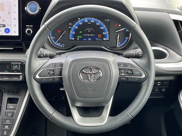 Toyota NOAH 2022 7015578-21