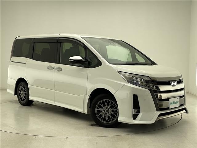 Toyota NOAH 2021 7015588-0