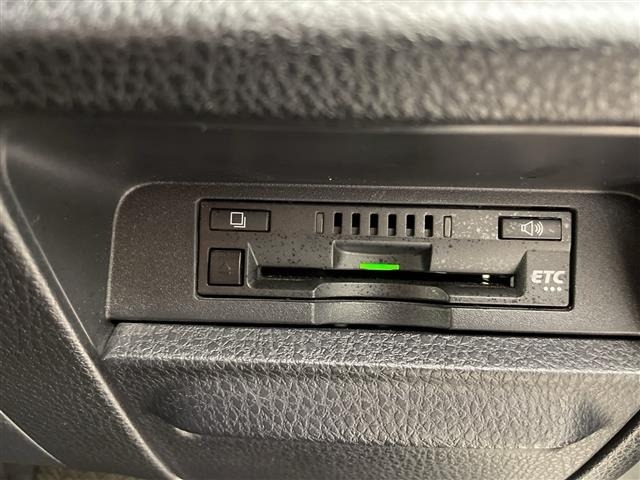 Toyota NOAH 2021 7015588-18