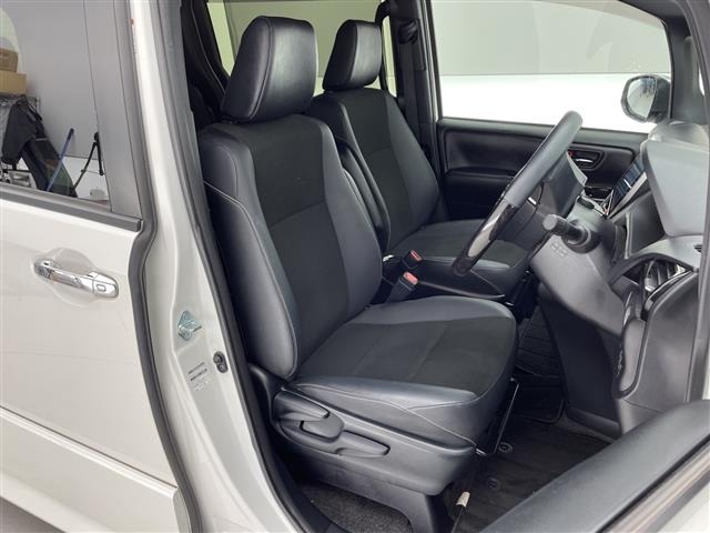 Toyota NOAH 2021 7015588-6