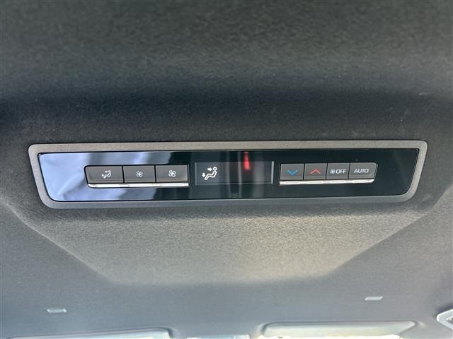 Toyota NOAH 2025 7015604-6