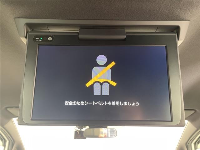 Toyota NOAH 2019 7015616-18