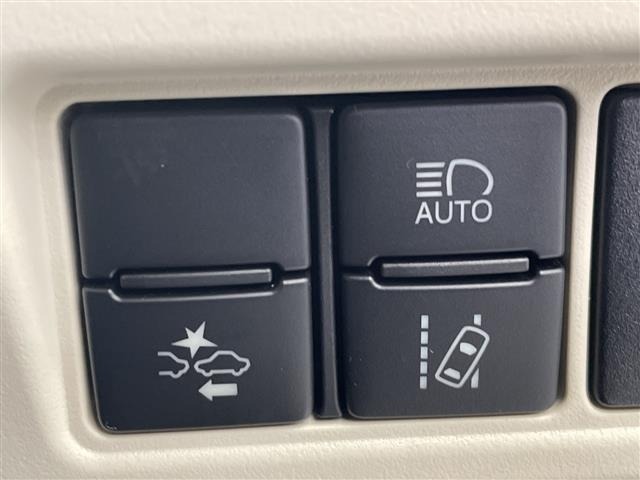 Toyota NOAH 2019 7015616-21