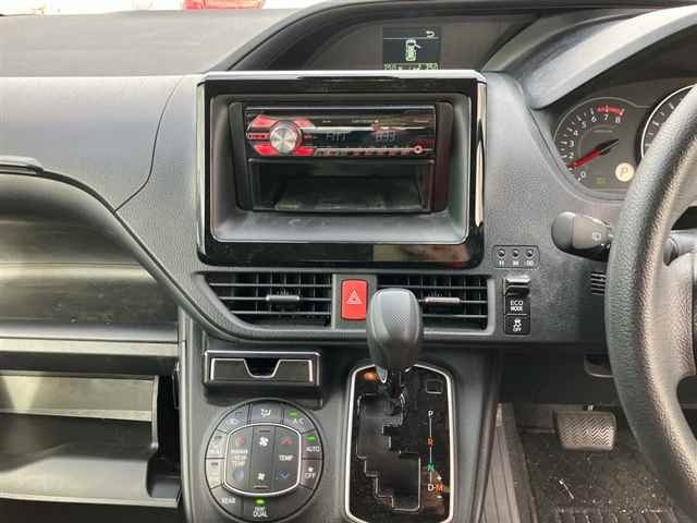 Toyota NOAH 2020 7015681-6