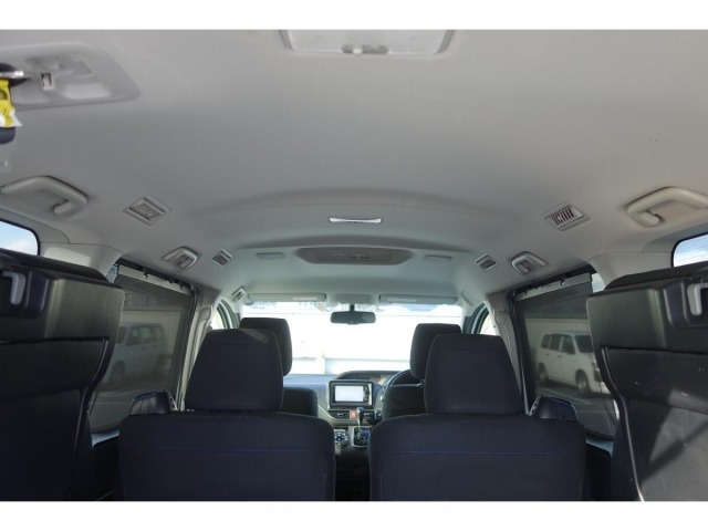 Toyota NOAH 2015 7015682-20