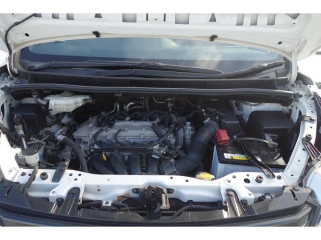 Toyota NOAH 2015 7015682-28