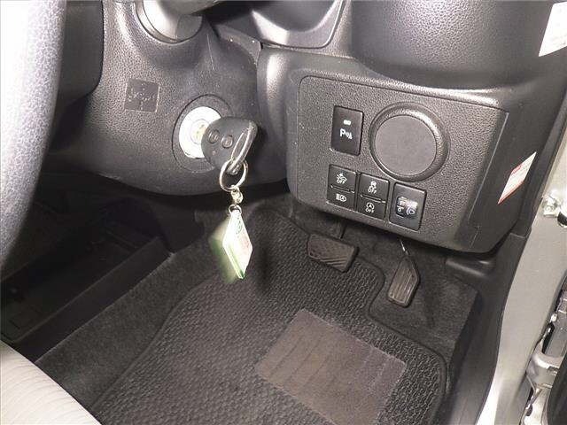 Toyota PIXIS EPOCH 2020 7024657-8