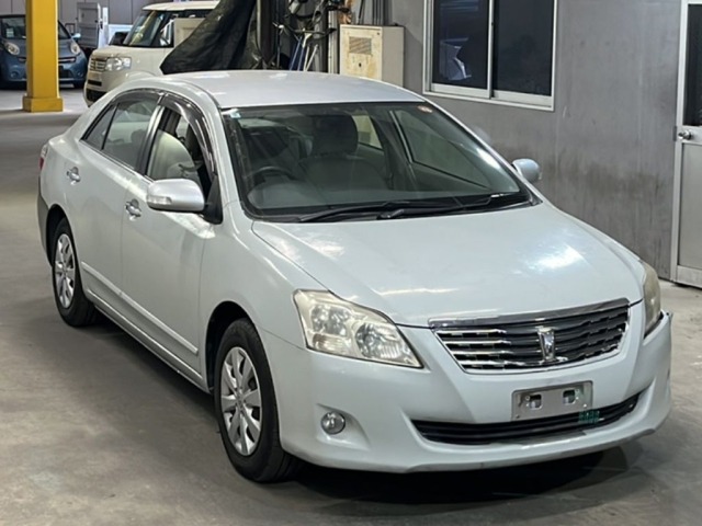 Toyota PREMIO 2008 7022362-4