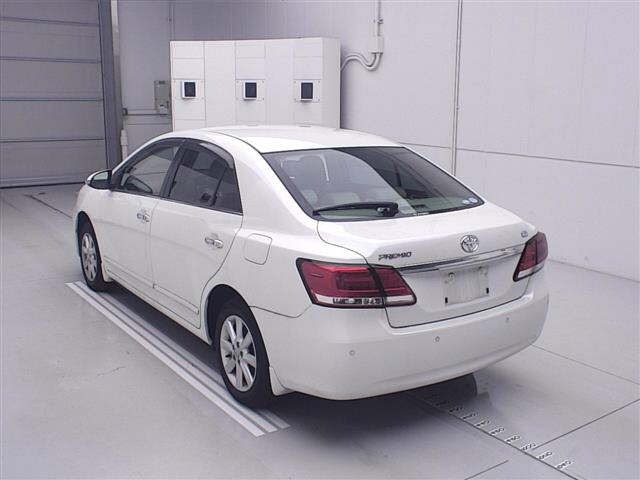 Toyota PREMIO 2019 7022369-1
