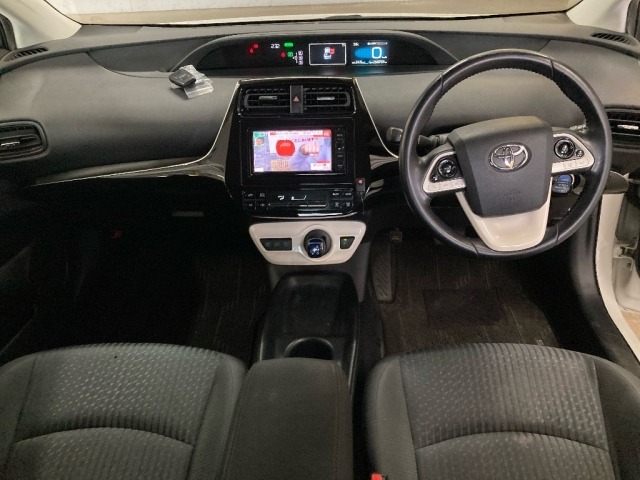 Toyota PRIUS 2016 7022388-3