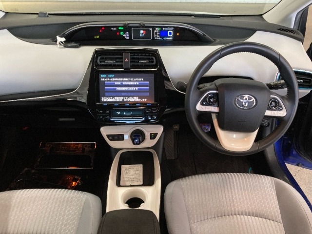 Toyota PRIUS 2016 7022401-3