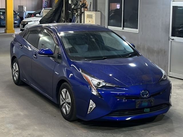 Toyota PRIUS 2016 7022401-4