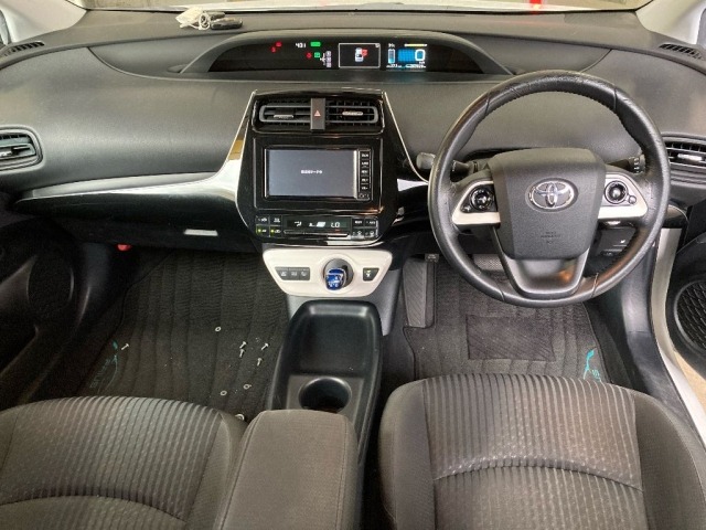 Toyota PRIUS 2016 7022406-3