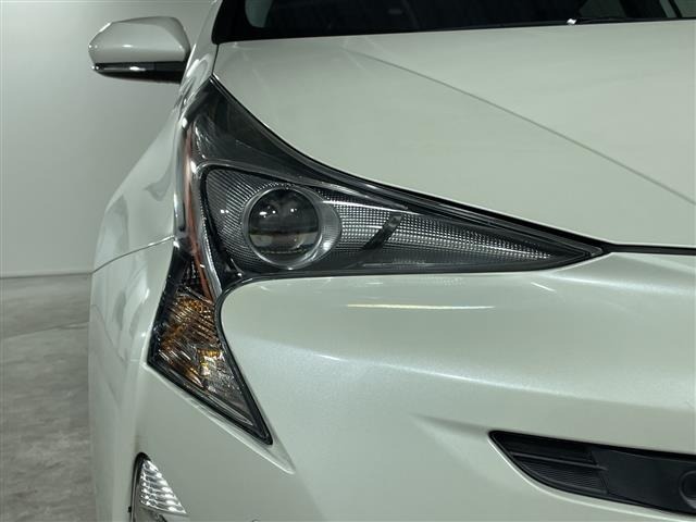 Toyota PRIUS 2018 7022642-18
